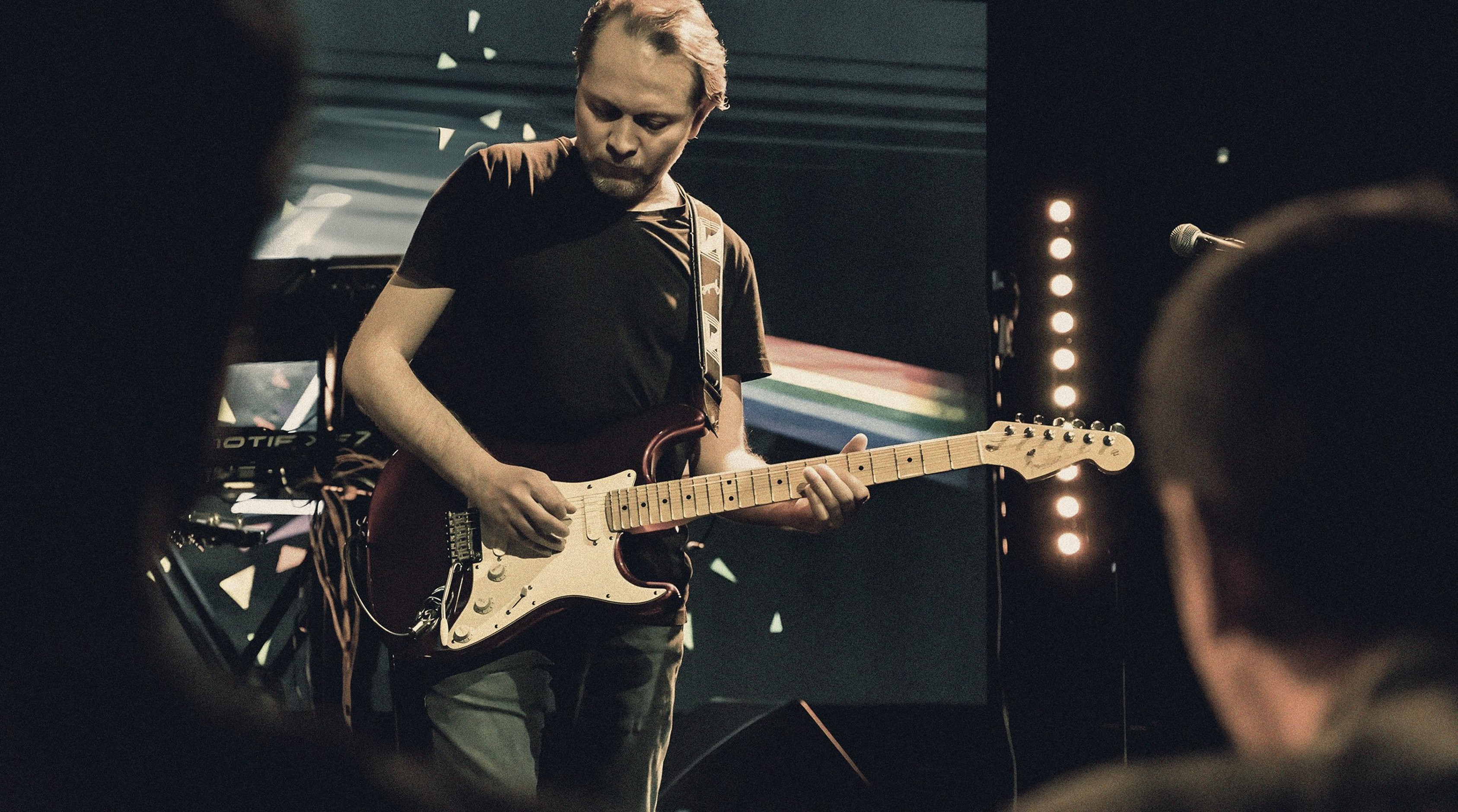 Barış Kıran live on stage